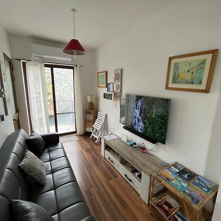Seafront Apartment With Amazing Sunset View Xlendi Extérieur photo